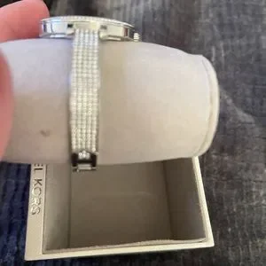 Beautiful MK silver watch embezzled with diamonds Women main image 3
